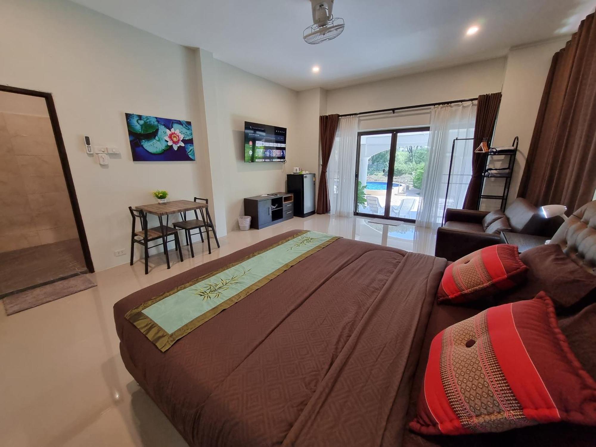 Bua Daeng Homestay Resort Kumphawapi Kültér fotó